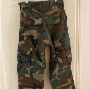 Cargo camo pants